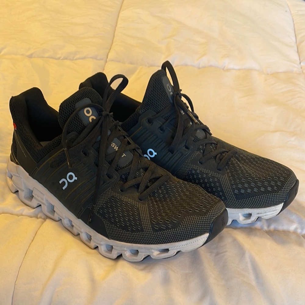 On Running CloudSwift Black Womens Running Shoes 8.5